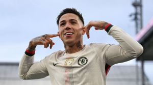 El tumultuoso presente de Enzo Fernández