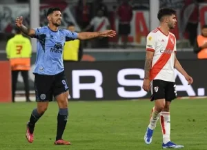 Boca busca alternativas: Passerini suena como opción para el ataque