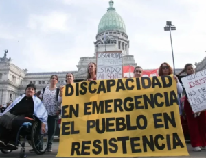 Buscan que prestadores de discapacidad cobren en 30 a 40 días