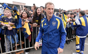 Arruabarrena: "Los 33 viajamos a Brasil" y avisa sobre Paredes